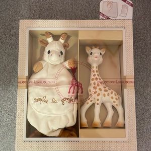 BRAND NEW Sophie la girafe and doudou gift set